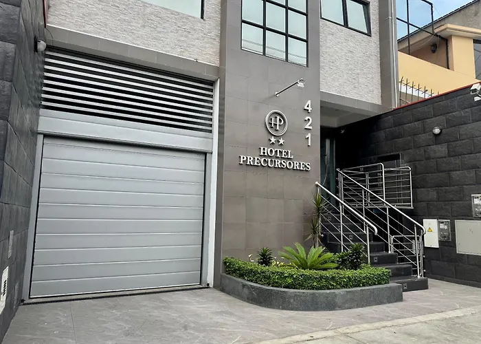 Hotel Precursores Lima