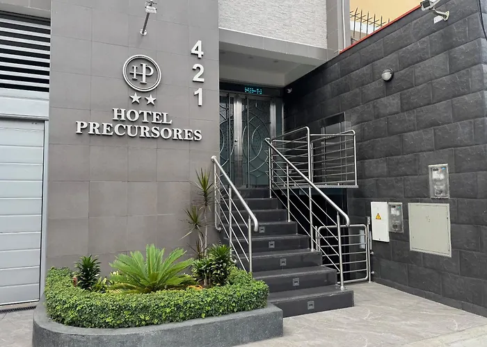 Hotel Precursores Lima