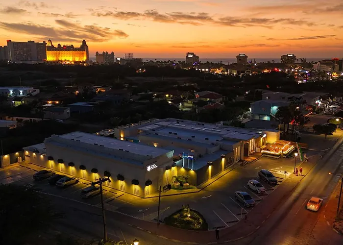 Aruba Boutique & Art Hotel - Adults Only