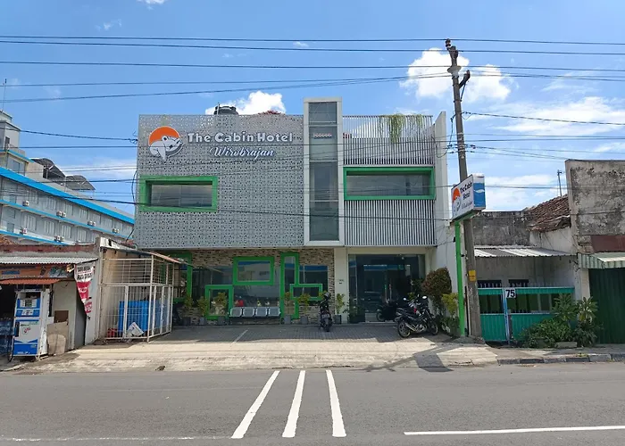 The Cabin Hotel Wirobrajan