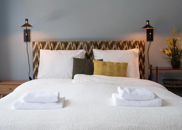 Six Boutique Hotel