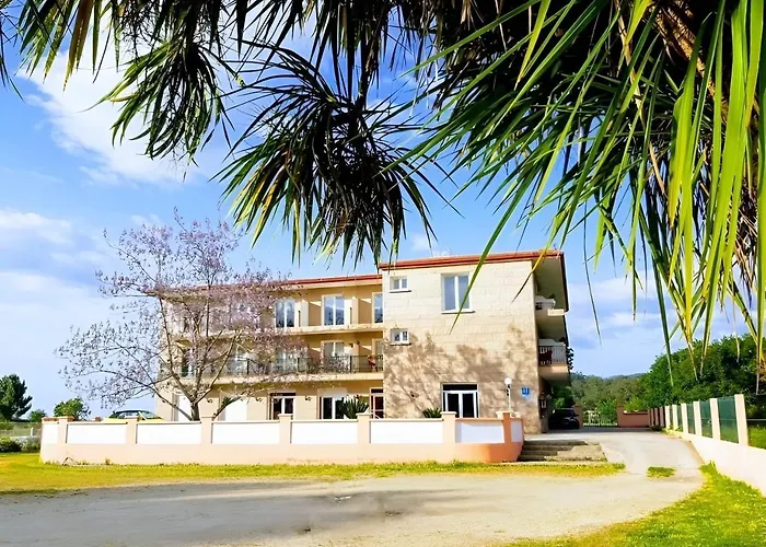 Hotel Campestre Chamuinas