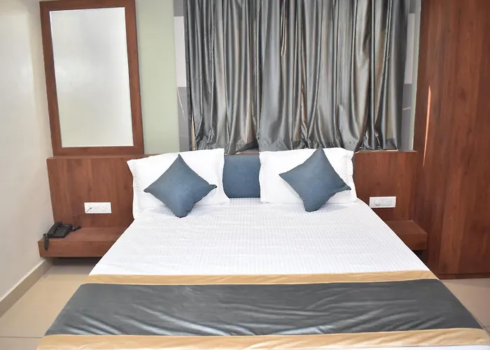 Hotel Omkareshwar Inn