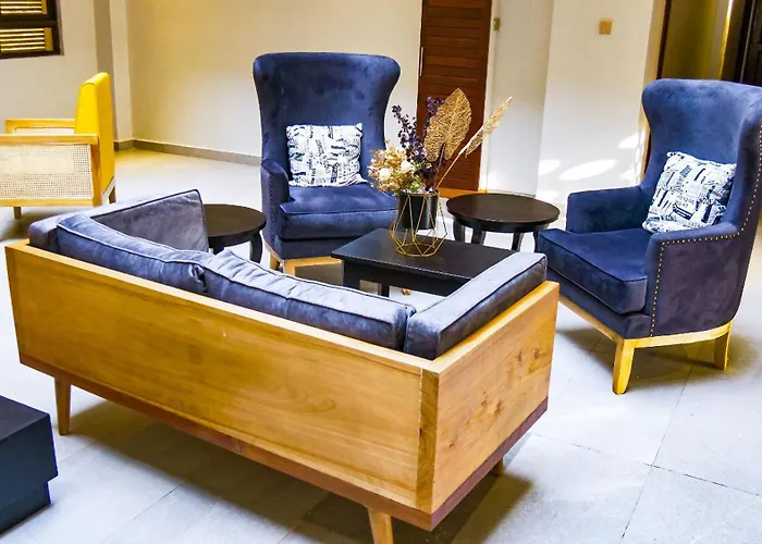 Enkipai Hill Hotel