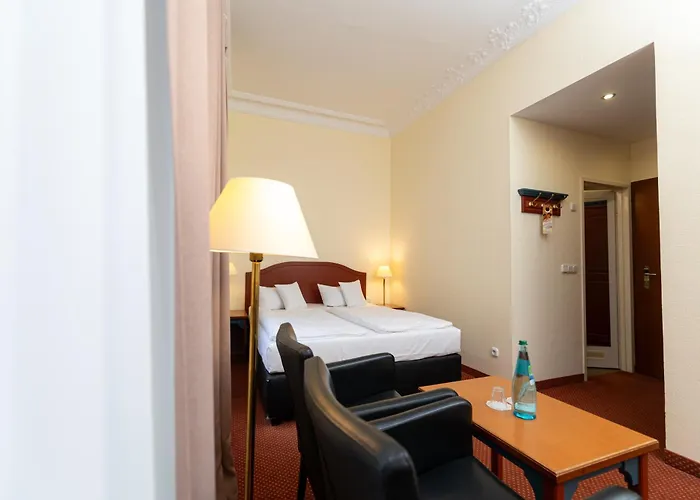 Hotel Am Goldenen Strauss