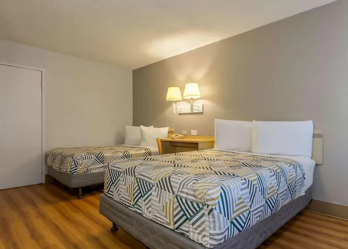 Motel 6 Hayward, Ca- Silicon Valley Gateway
