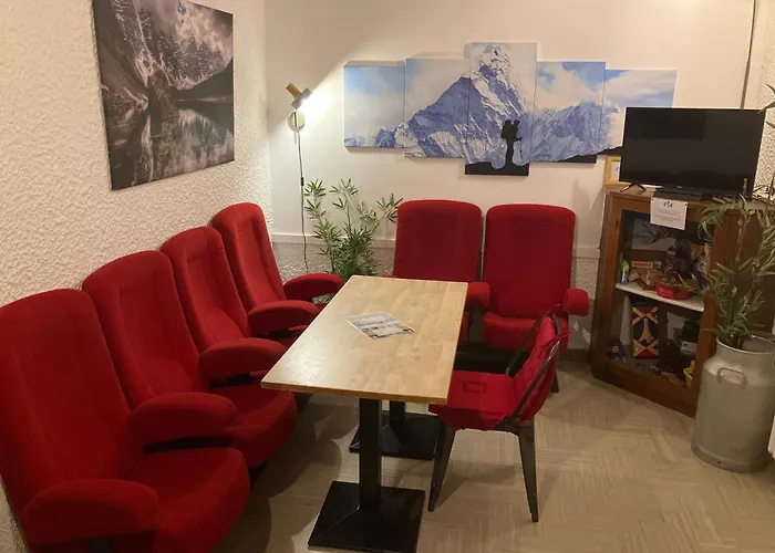 Hotel La Chaumiere Garage Moto Gratuit A 150 M De La Gare Sncf Et Tmb
