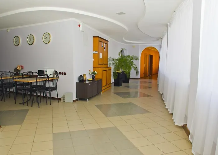 Hotel Merkuriy