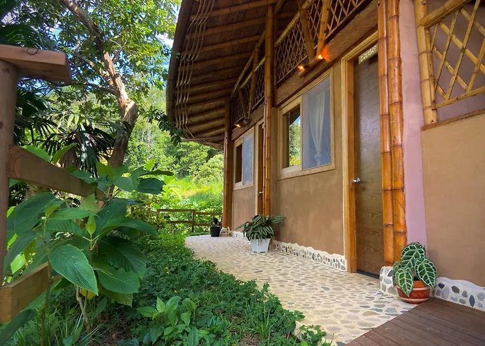 Aracari Ecolodge
