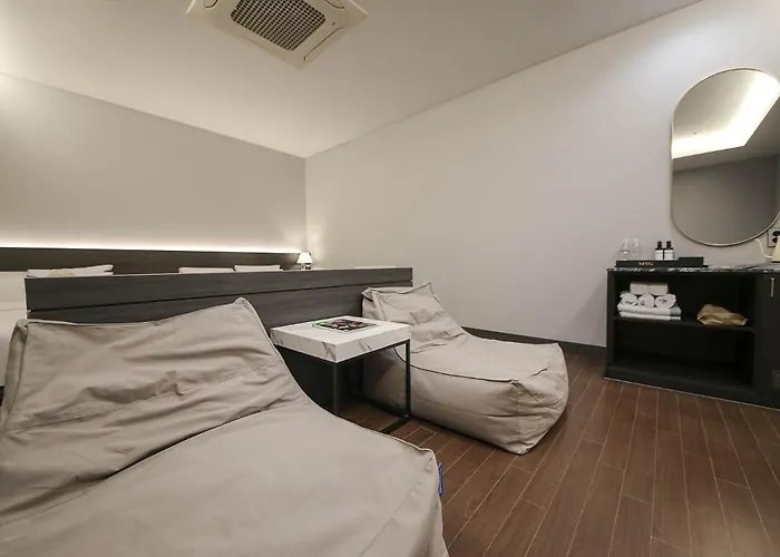 H Avenue Hotel Sangmu Branch