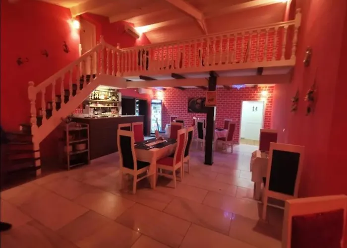 Namaste Hotel & Restaurant