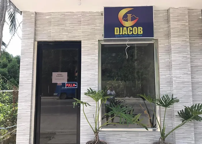 C Djacob Haven And Tourist Inn