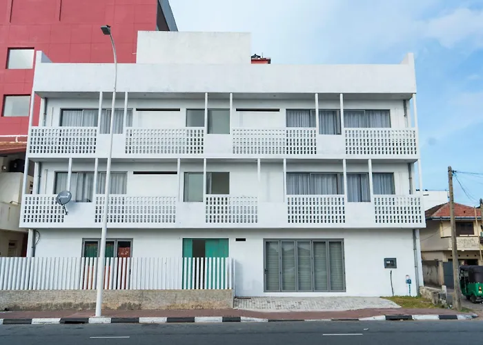 Four Petals Inn