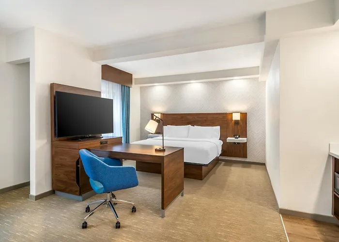 Hampton Inn Petersburg-Fort Gregg Adams