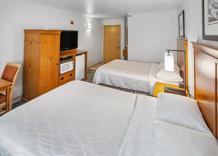 Hotel Edgewater By Aspen Hotels