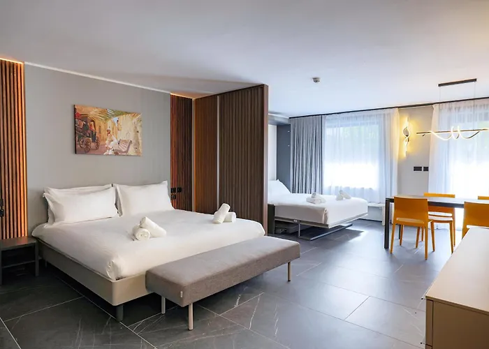 Isabella Suites