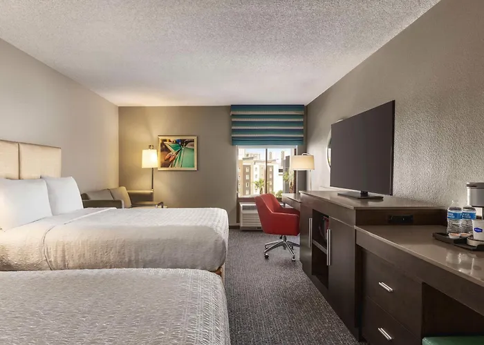 Hampton Inn Tropicana