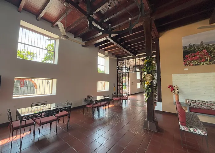 Hotel Los Puentes Comfacundi
