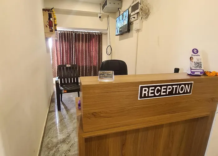 Hotel Raj Ratna Guest House