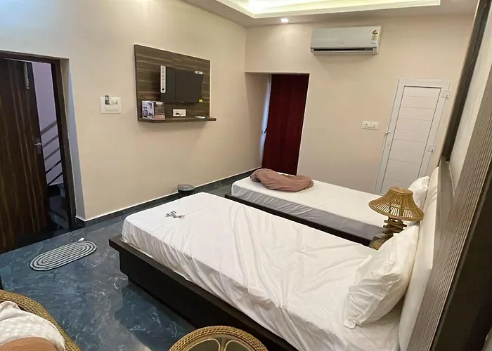 India Hotel And Restaurant