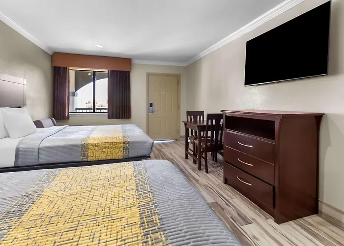 Americas Best Value Inn Houston Heights At I-45