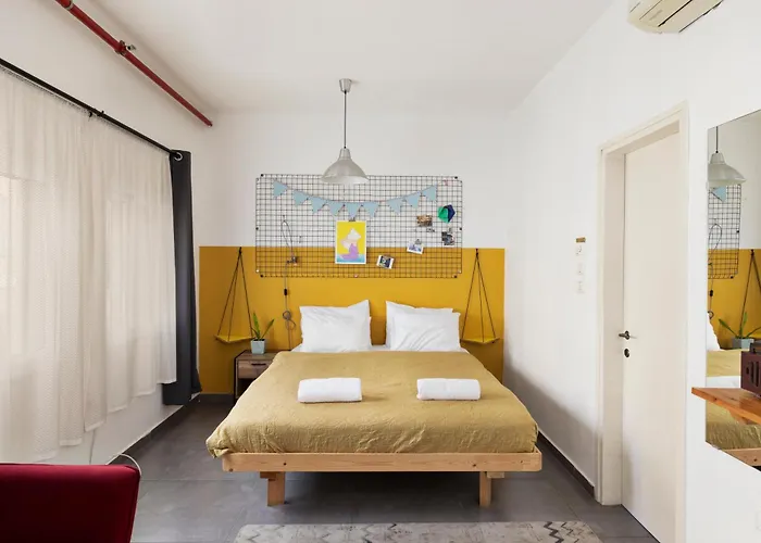 Rena'S House Smart Hotel