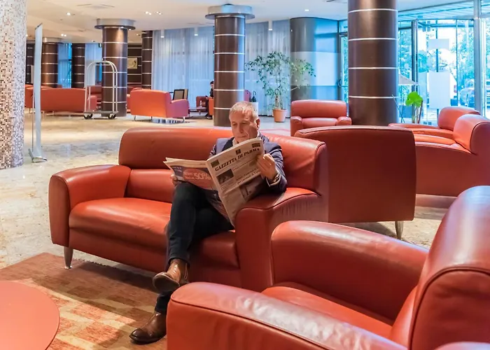 Dado Hotel International