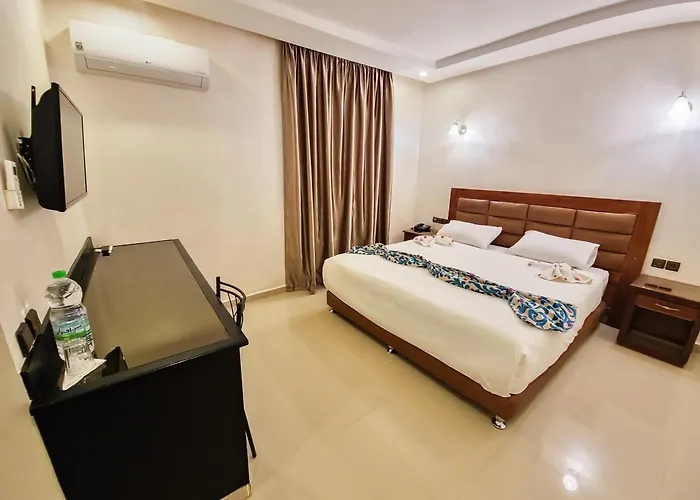 Palm'S Hotel Club