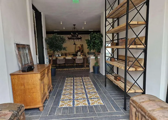 Castro Mesembria Boutique Hotel