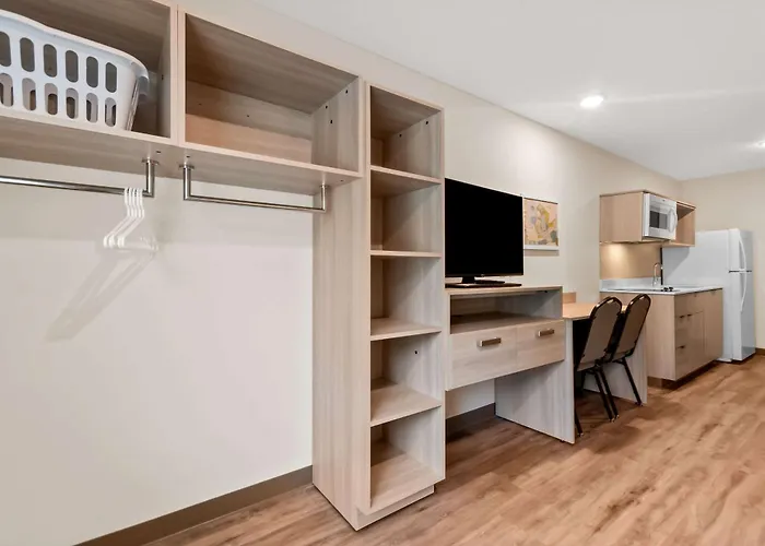 Woodspring Suites Pensacola West