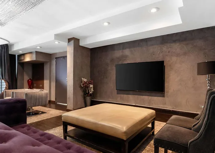 The O Hotel, Trademark Collection By Wyndham