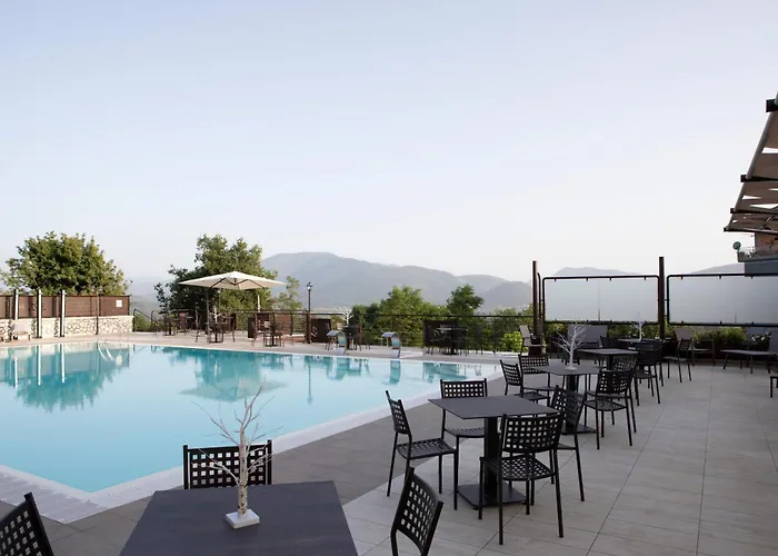 LUAL Bleisure Hotel