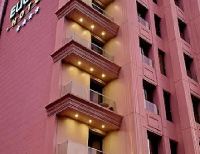 Saint-Eugene Hotel