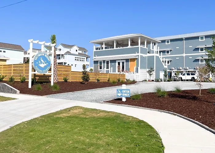 3005 Queen Suite, 3Rd Floor Surfside