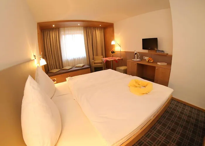 Hotel-Landgasthof Schuster