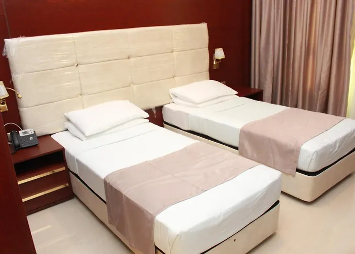 Golden Airport Hotel