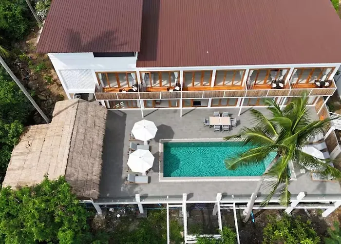 8 Bedroom Monkey Villa Room 202