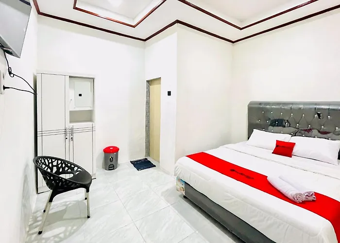 Reddoorz At Hardi Homestay Near Funland Berastagi
