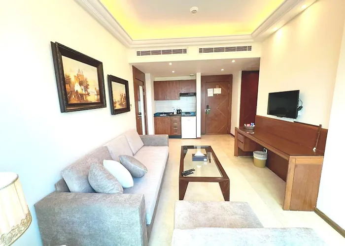King Suites Hotel