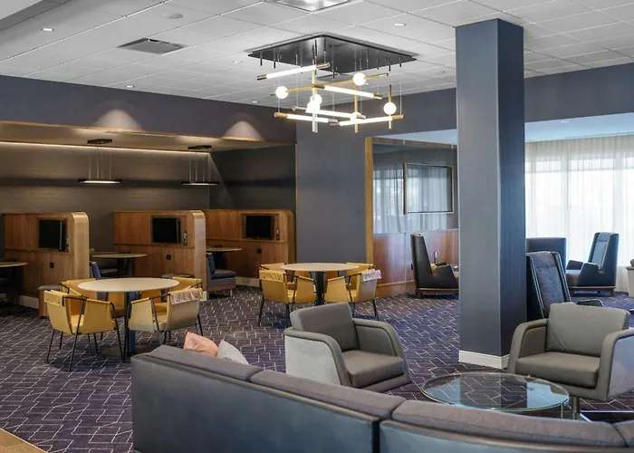 Courtyard By Marriott Indianapolis Fishers