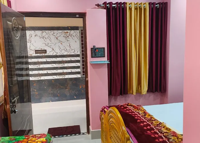 Aditya Guest House