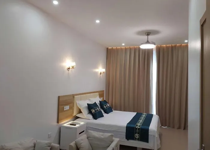 Lily Holiday Hotel