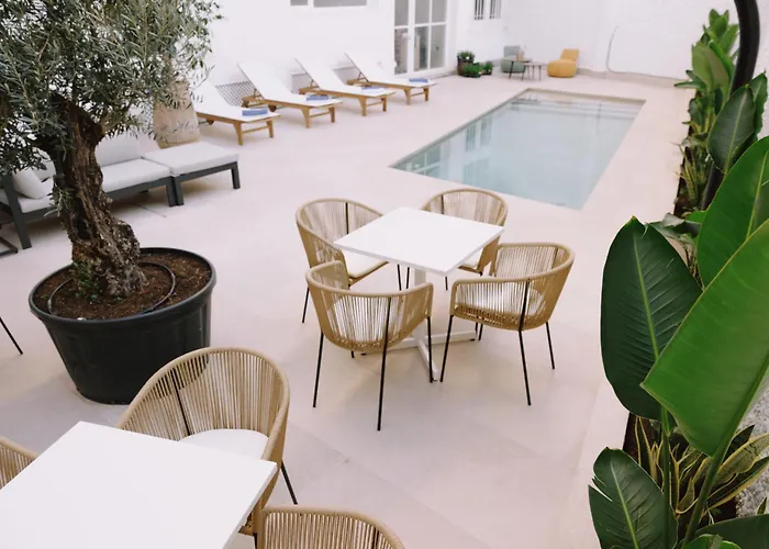 Apartamentos Buendia Suites - Torremolinos Centro