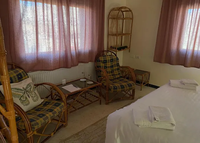 Baytna Hotel