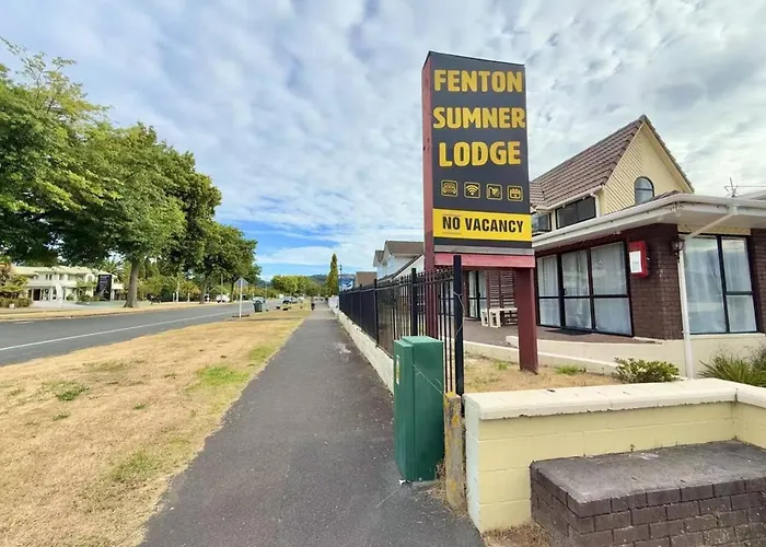 Unit 6 Fenton Sumner Lodge