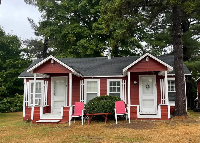White Mountain Cottages