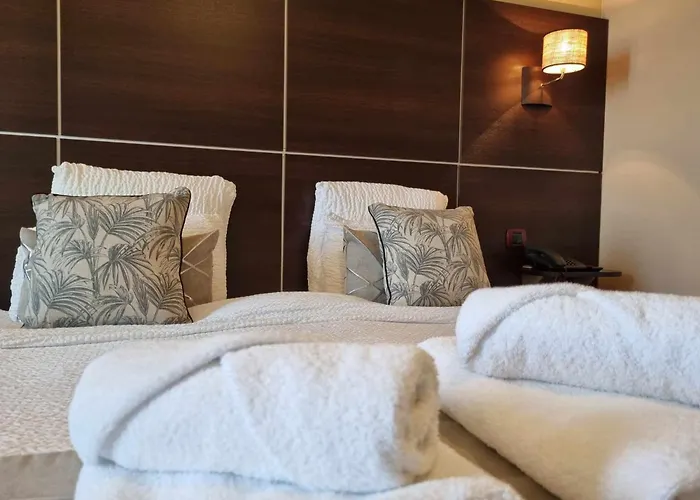 Logis Hotel Schaeffer- Restaurant Le Saint Georges