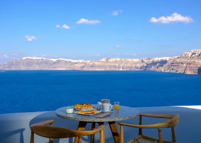 Neptune Luxury Suites