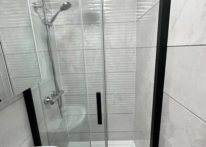 Private Mini Studio Room In Moseley