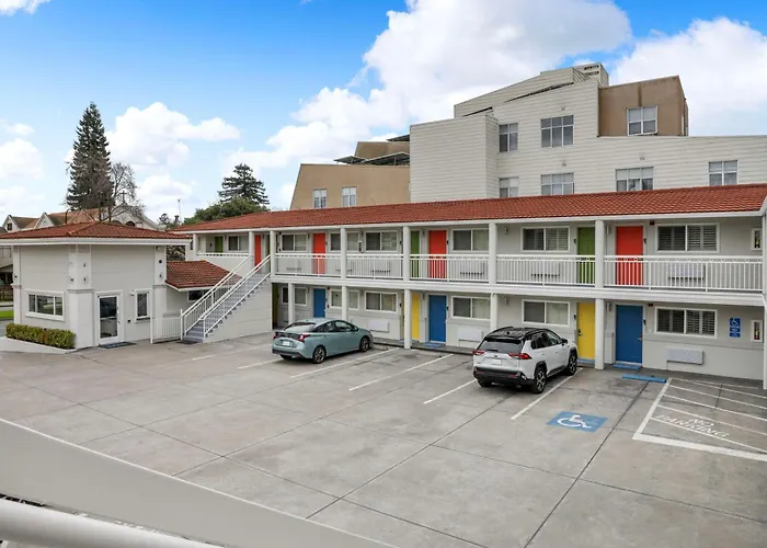Signature Inn Berkeley